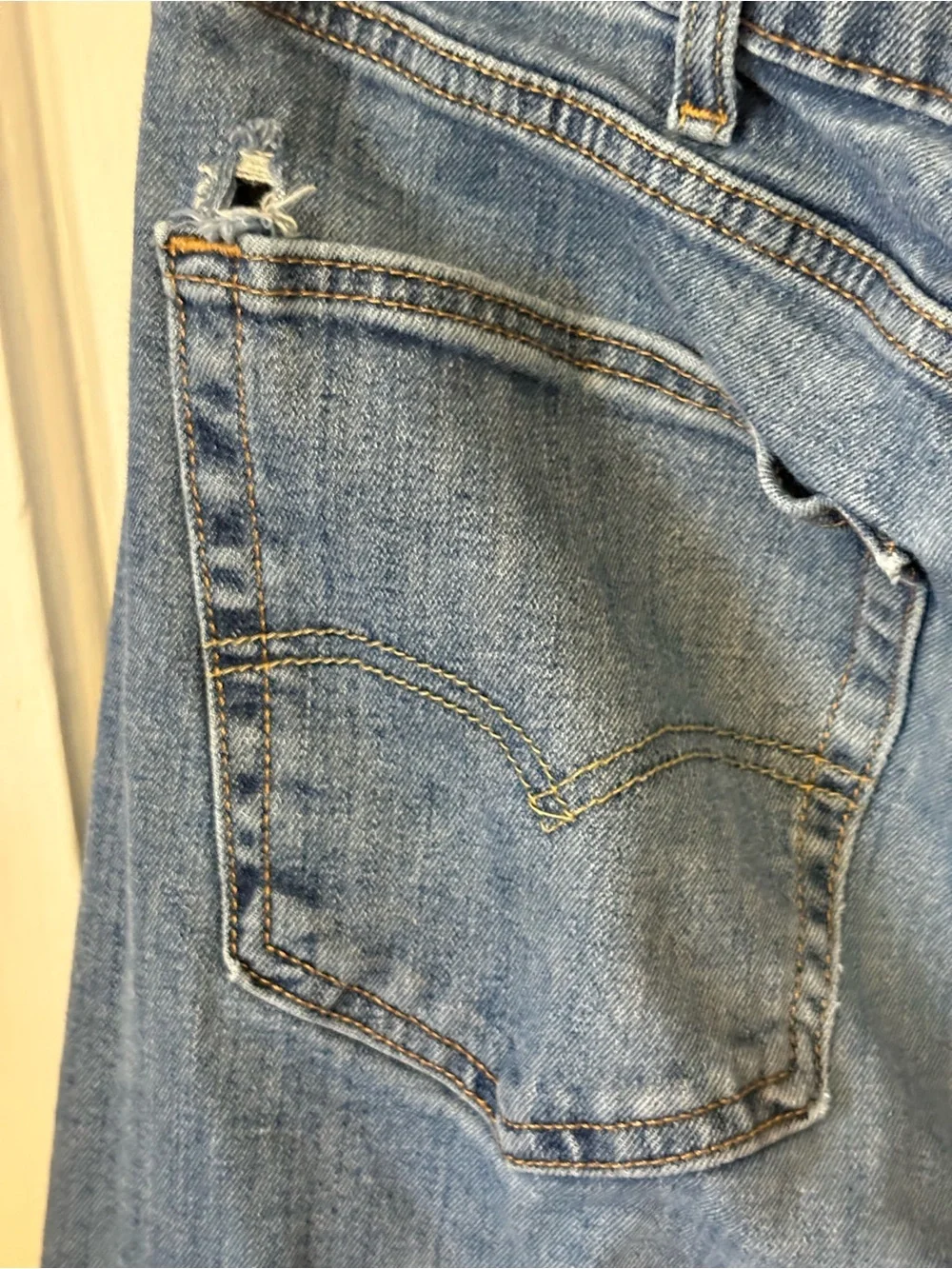 Levi’s 505 Men's Denim Jeans - Medium Blue